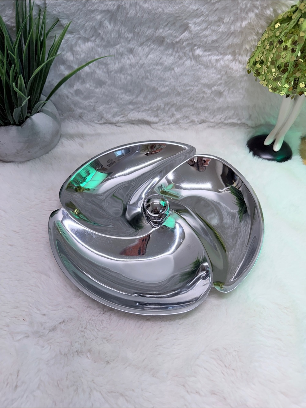 10” Chrome Swirl Decorative Catchall or Serving Bowl 🥣